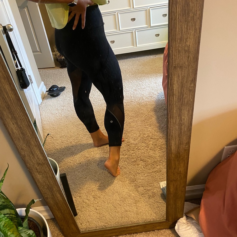 Lululemon Black 7/8 leggings